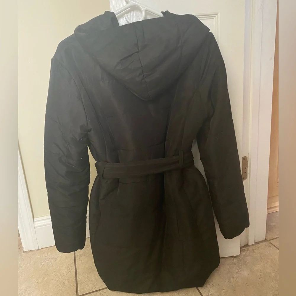 ⭐️HP⭐️Motherhood Maternity🤰🏻❄️coat - Picture 2 of 3